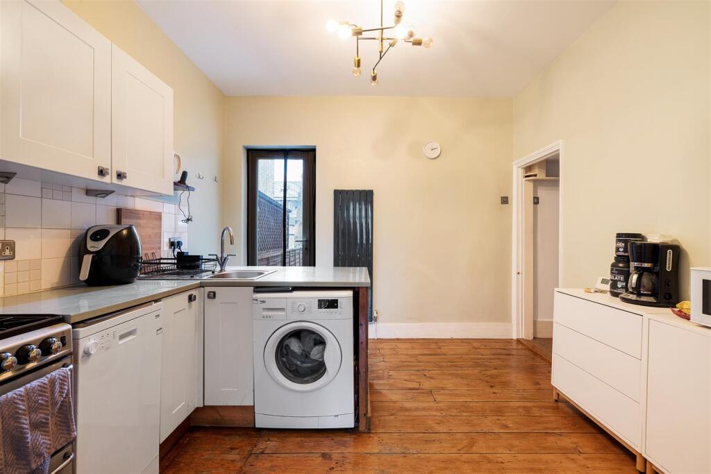 Romford Road E7