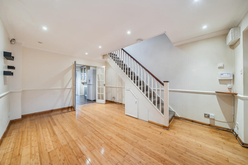 1388553-9-6936f52...