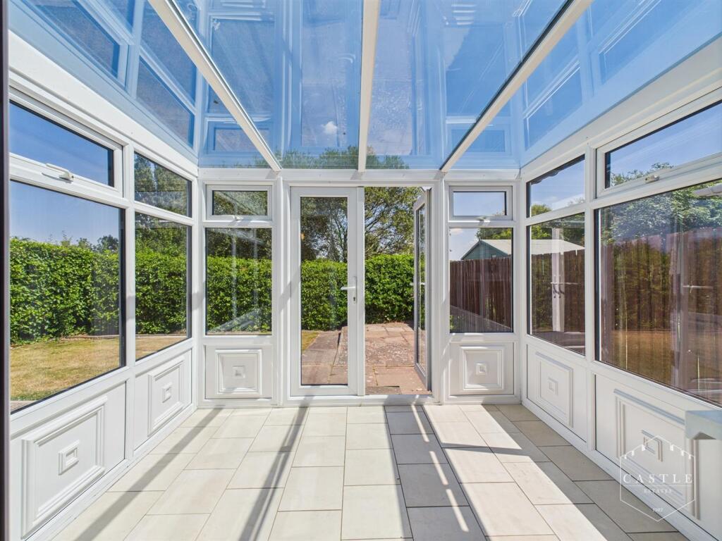 SUN ROOM