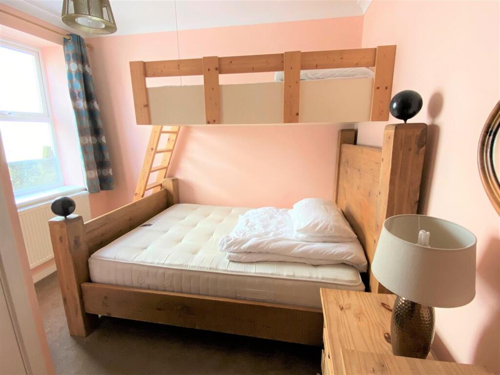 Lions Den Bedroom