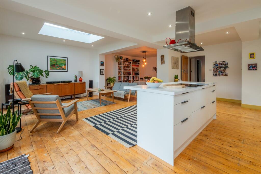 Open Plan Living Dining Kitchen