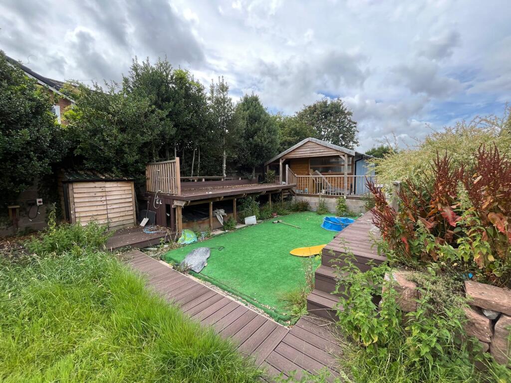 WhatsApp Image 2025-07-29 at 09.46.36_ba5e50dd.jpg