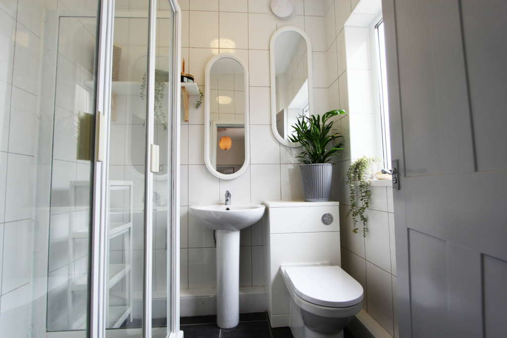 Downstairs Bathroom