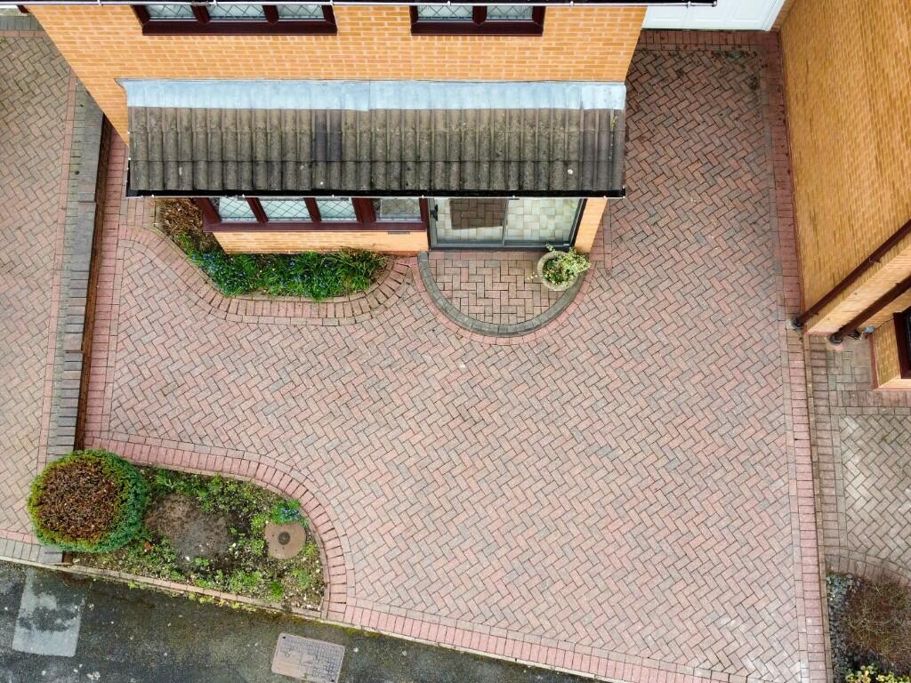 AERIAL DRIVEWAY VIEW