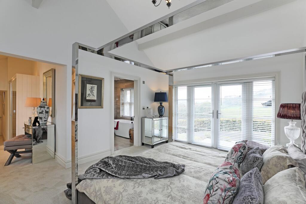 Principal Suite Bedroom