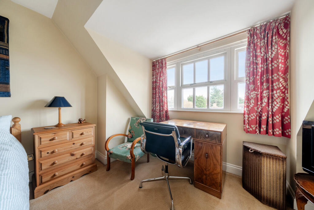 1393767-2-6949503...