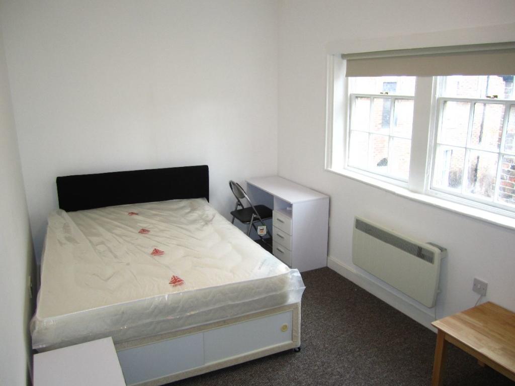 Room 7 - Available N