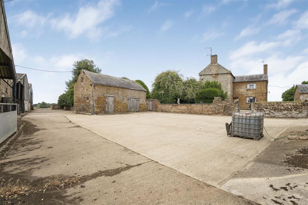 Development site, Maidford House Farm, Chapel Lane