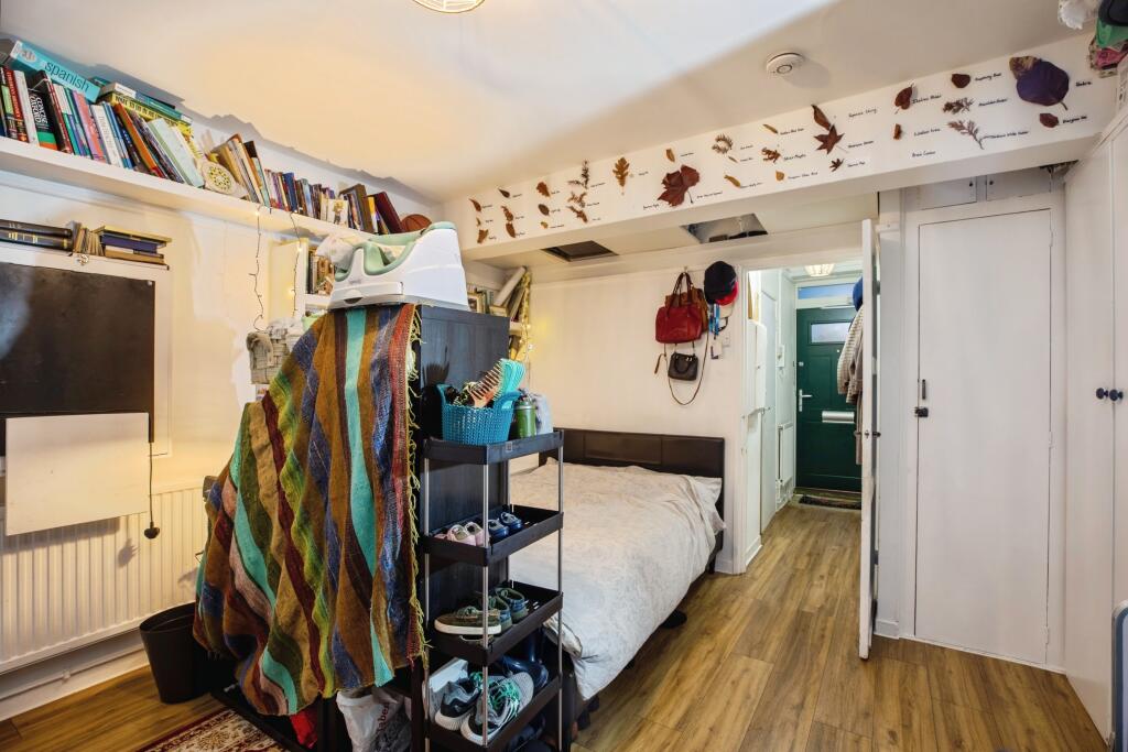 Living Room/bedroom