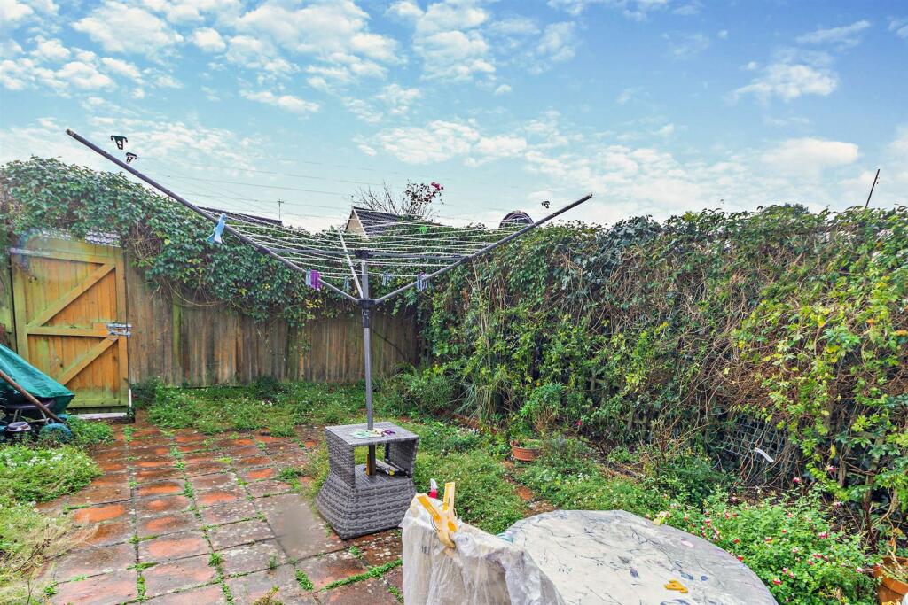 8629026-exterior06-800.jpg