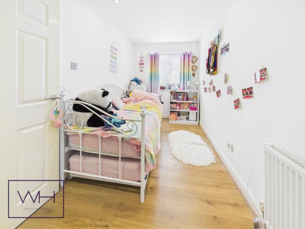 CAM03785G0-PR0220-ST
