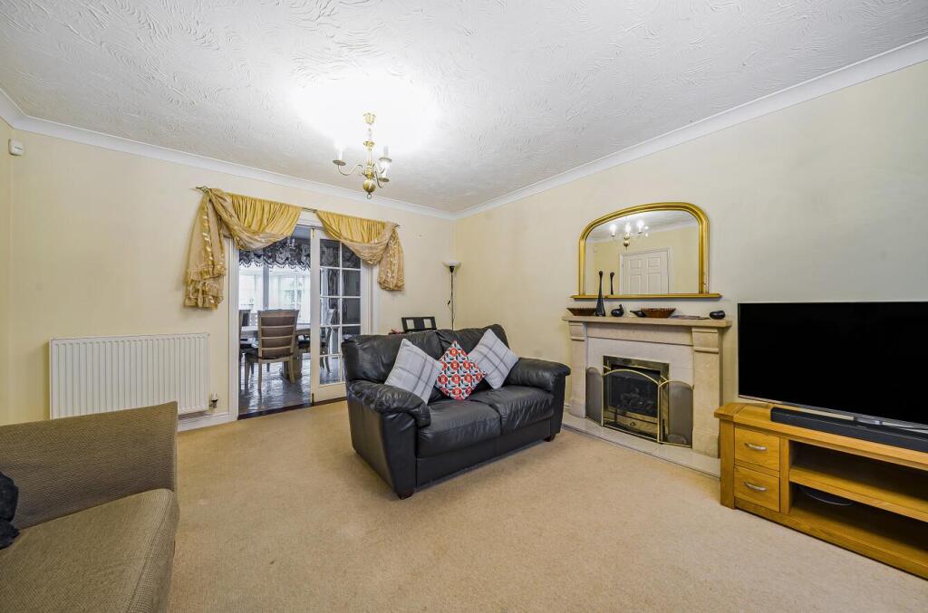 40 Durrell Drive, Rugby