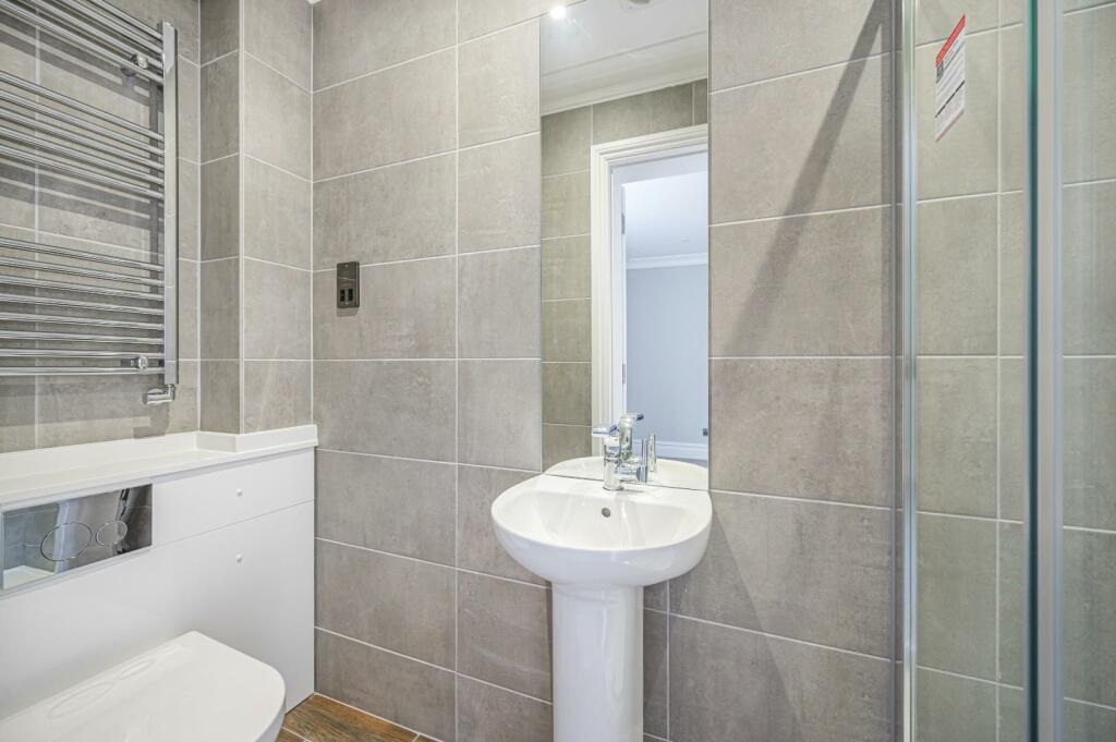 FLAT 2