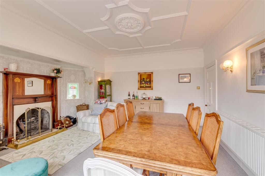 20 dowhills Road_16.jpg