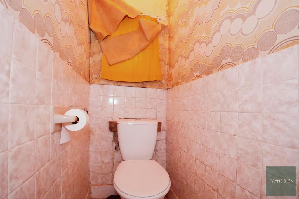 First Floor Bathroom/WC