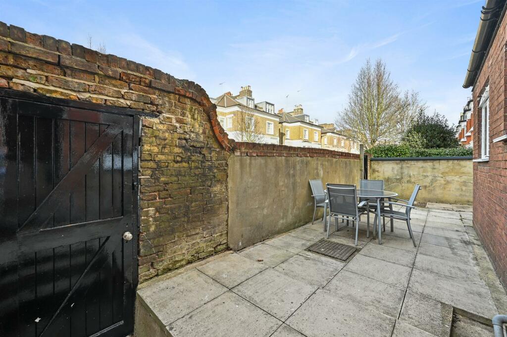 Flat 2 - Garden
