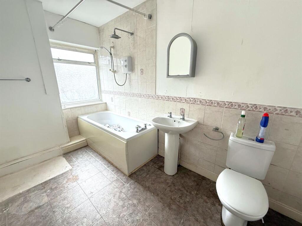 WhatsApp Image 2025-11-11 at 5.24.32 PM (47).jpeg