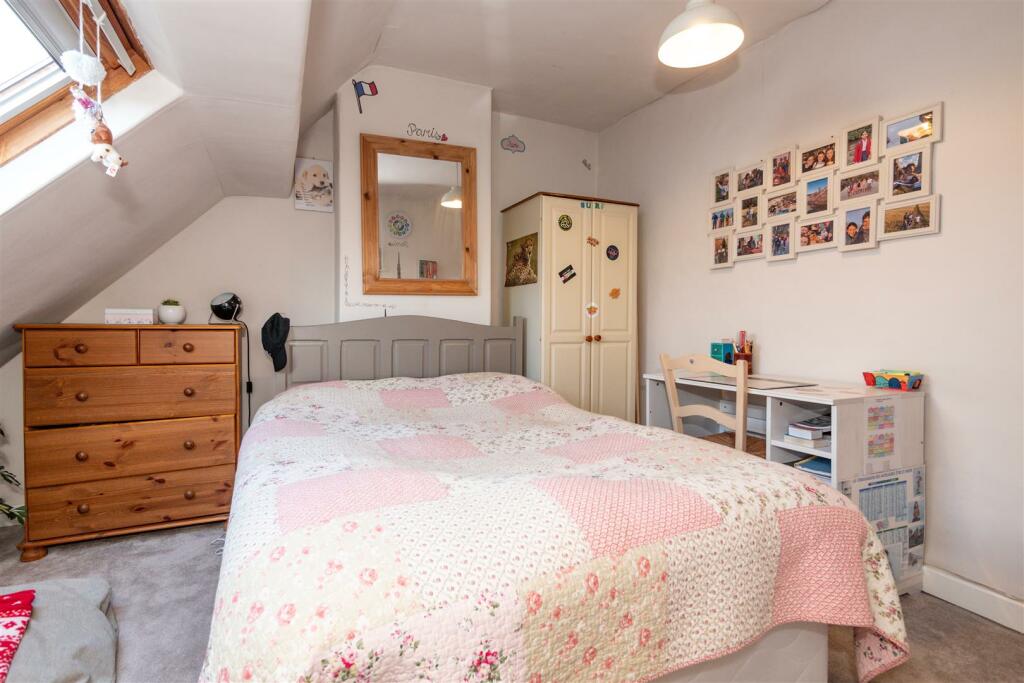 Bedroom 5 Aspect 2