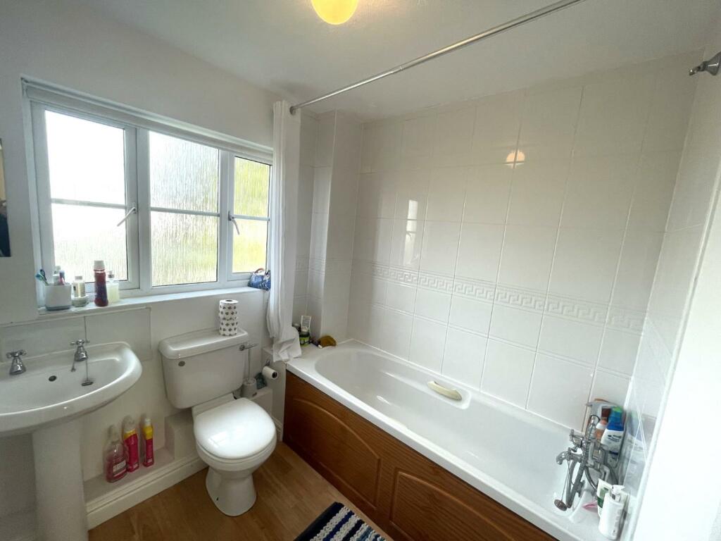 Bathroom.jpeg