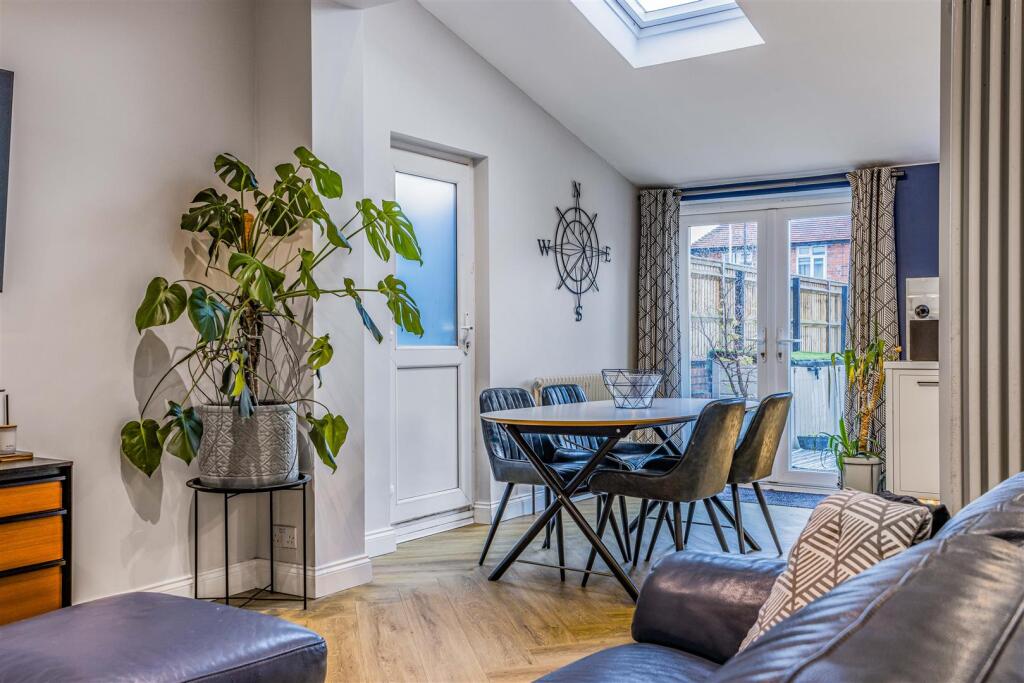 77 Shelford Road, Southsea-Small-PorticoMarketing-