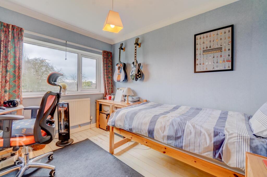 Bishop Close  (2).jpg