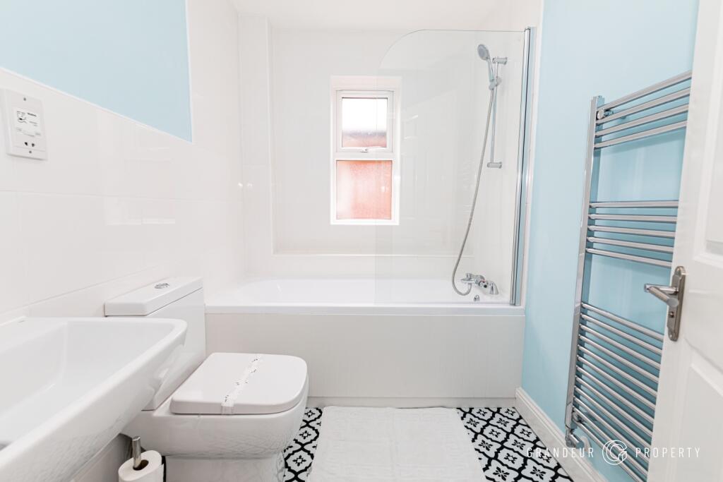 upstairs bathroom