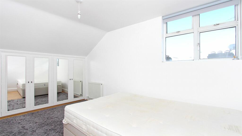 Double Bedroom