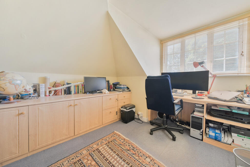 1311197-17-685134...