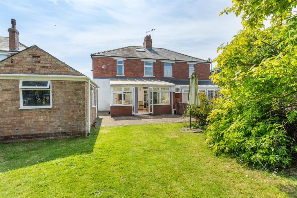 Caedelyn Road, HernCrabtree (28).jpg