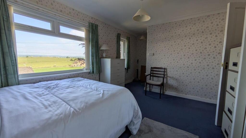 new bedrom with view.jpg