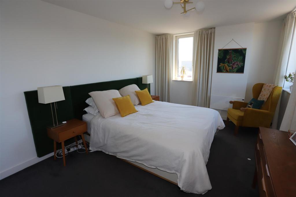 Bedroom 1..JPG