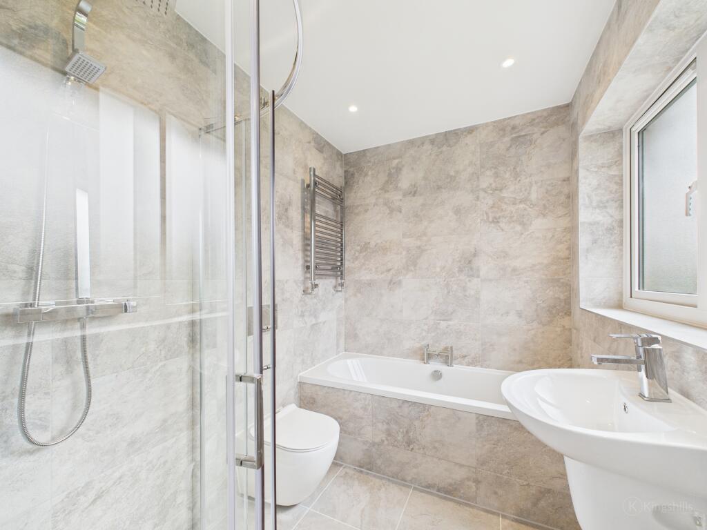 Ensuite