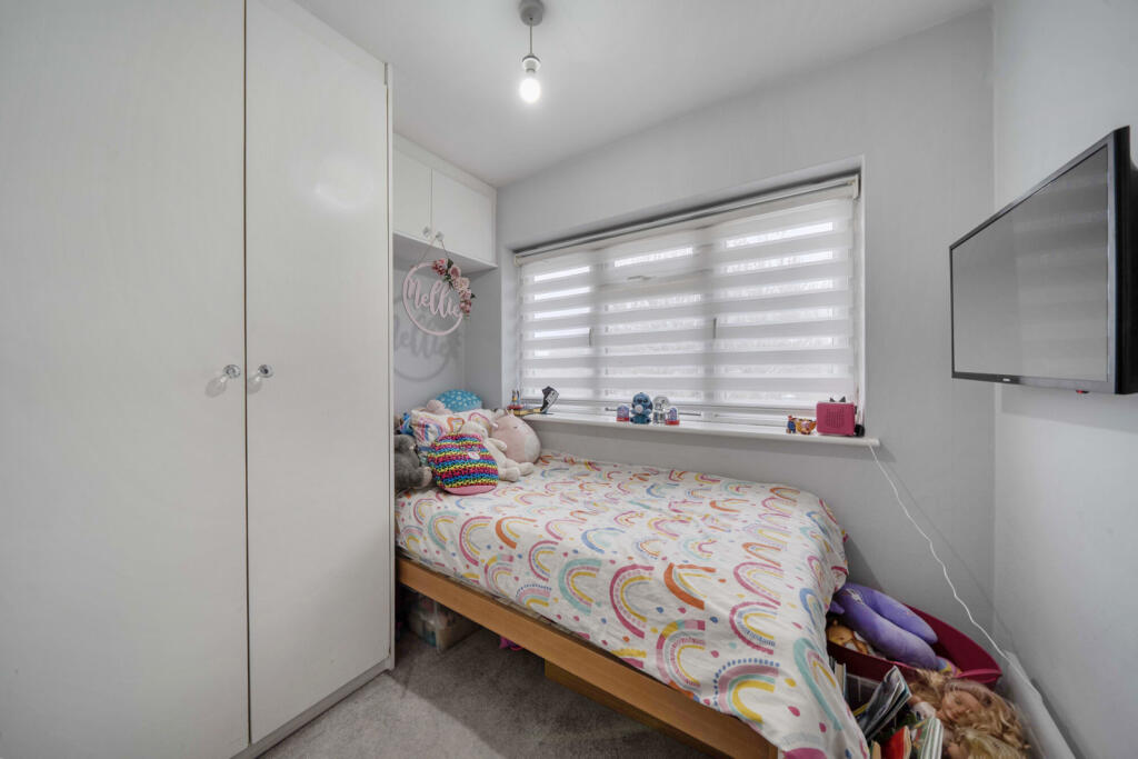 1384026-13-692470...