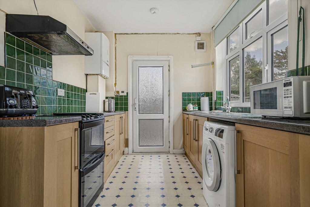 Kitchen (2)