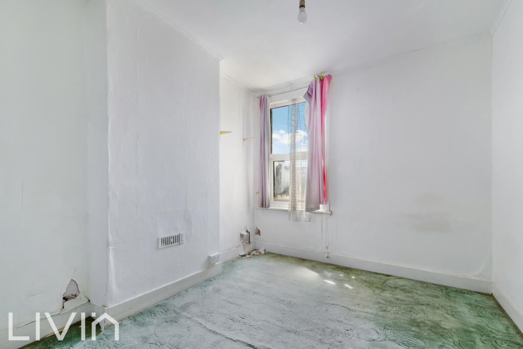 ARUNDEL ROAD, 52, FLAT 2-11