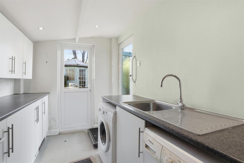 1577564797 - 3 The Holt SM6 - 9.jpg