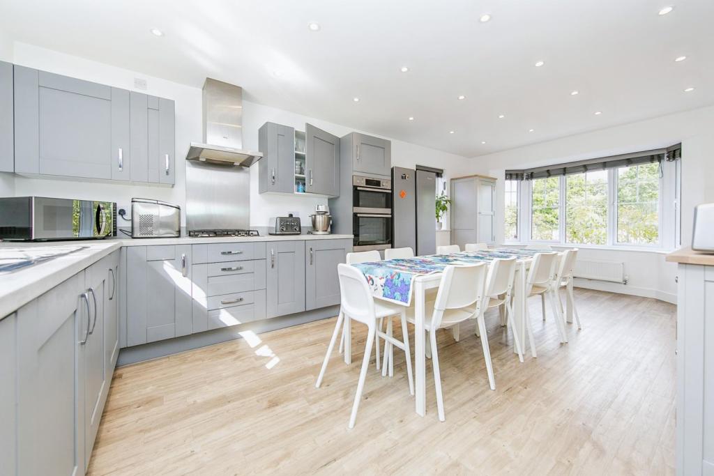 Kitchen/Breakfast