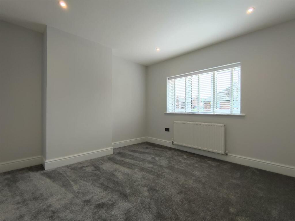 Bedroom 2 Aspect 2