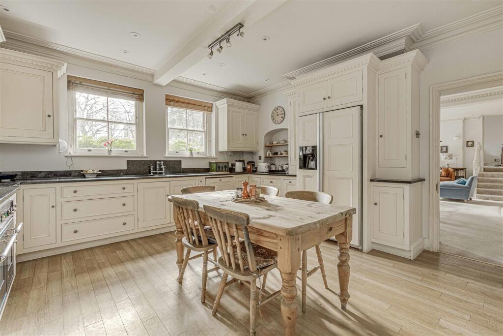 Lingfield Road 27 Flat 1 LOW-7.jpg