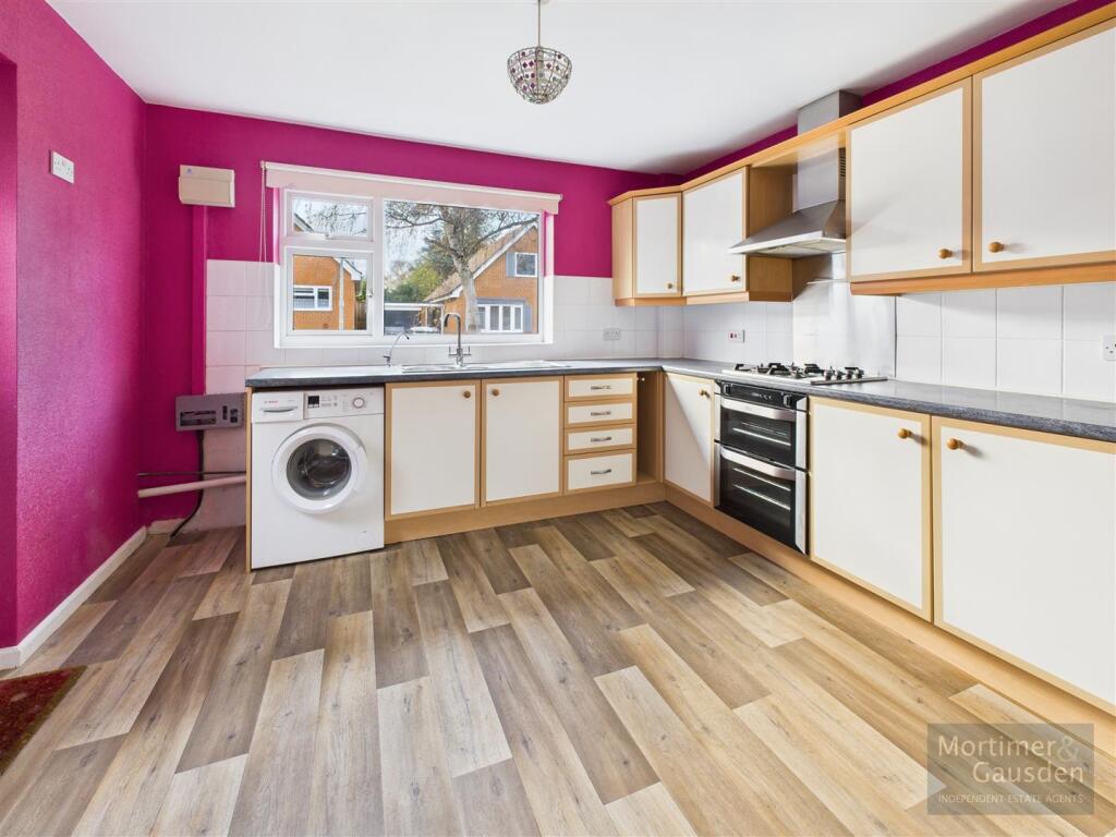 Kitchen/Breakfast Room