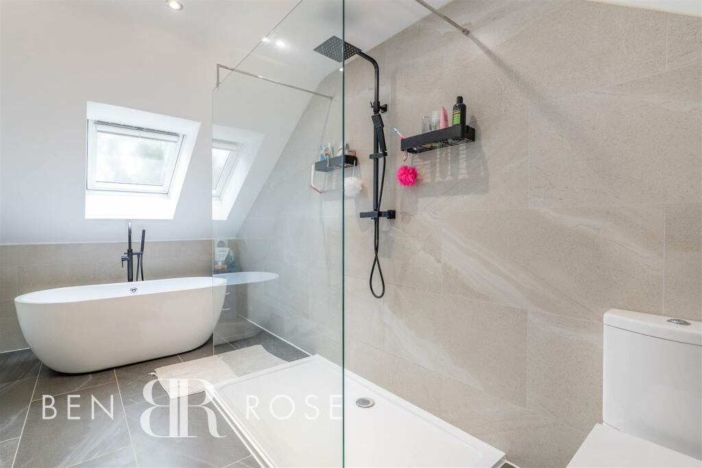 Master Ensuite