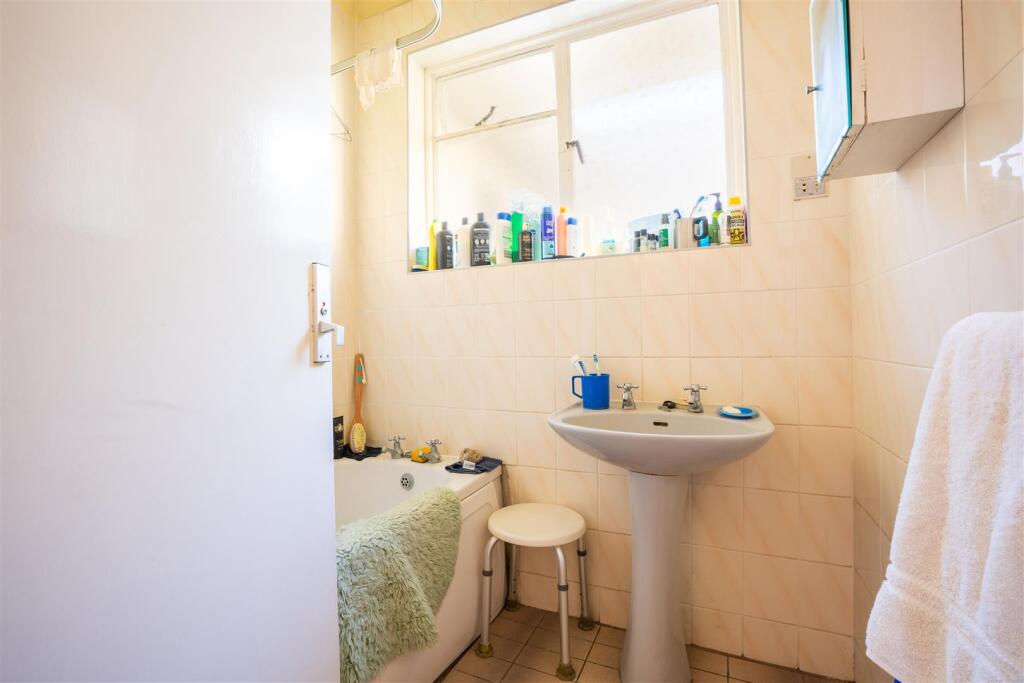 72 panorama road-13.jpg