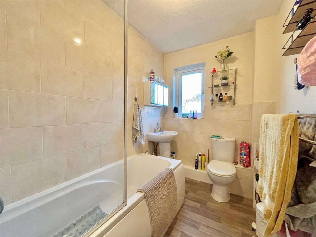 BATH.jpg