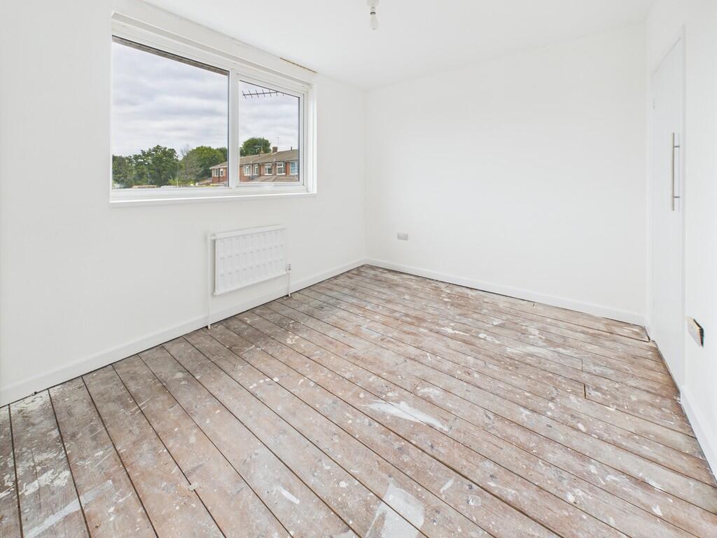 CAM05068G0-PR0044...