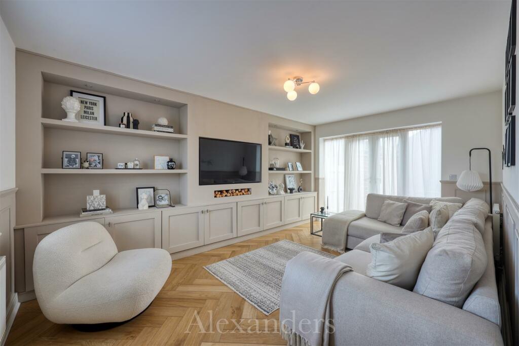 1 Sheppard Way