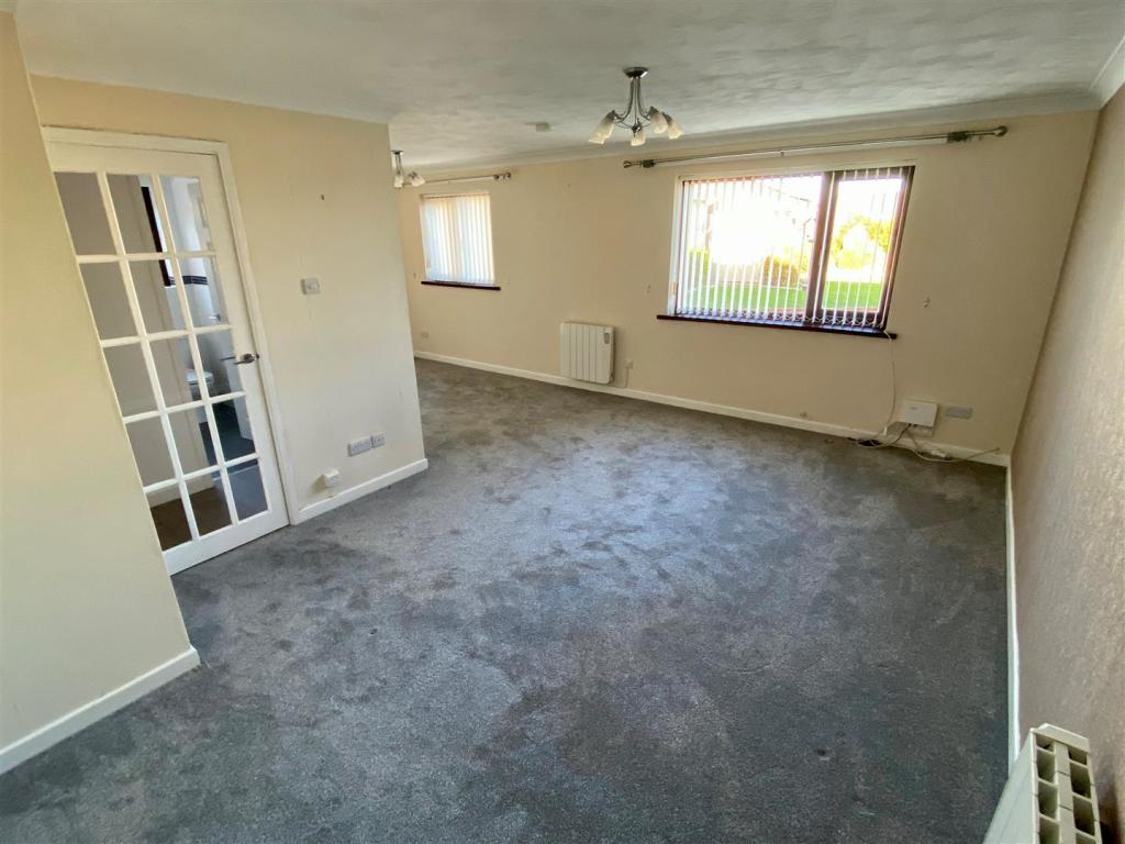 10 Gorse Close Lounge