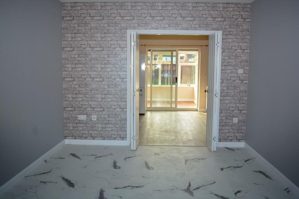 Lounge Alt.jpg