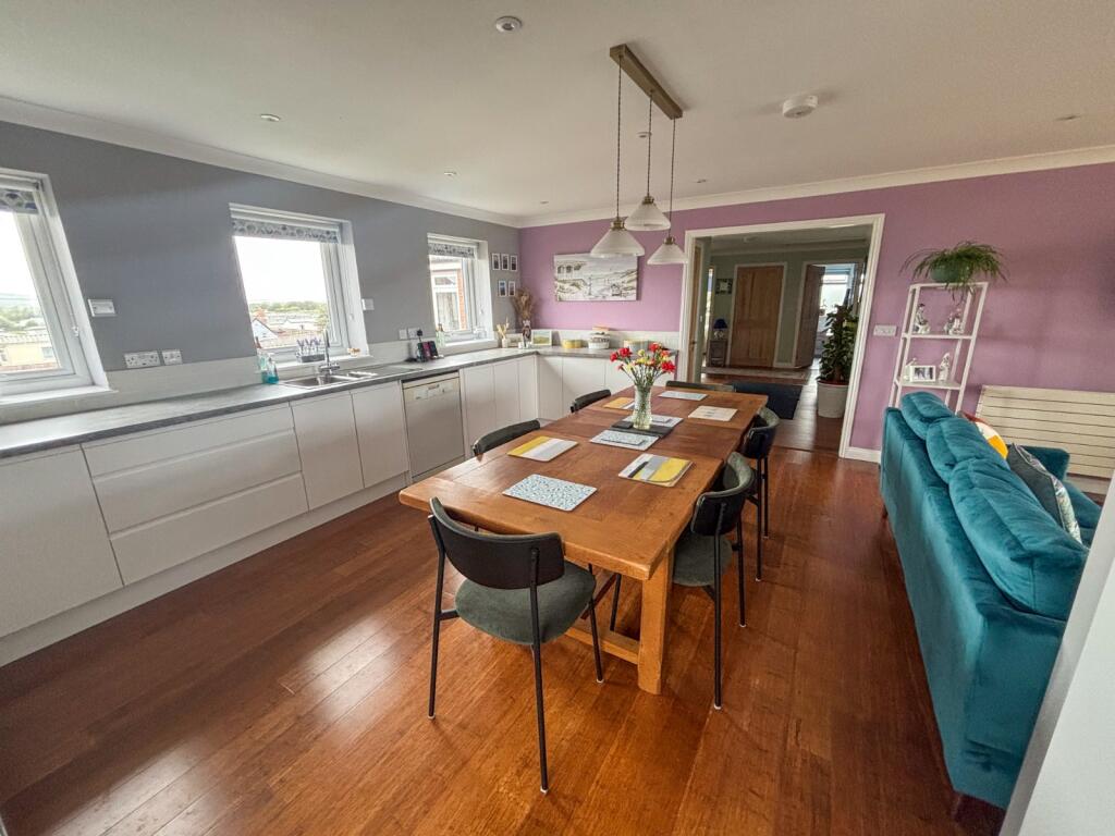 Kitchen/Dining/Livin