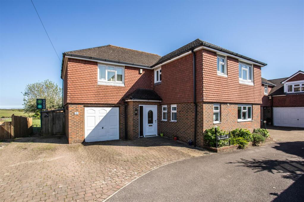 1 Meadow View Ext4.jpg