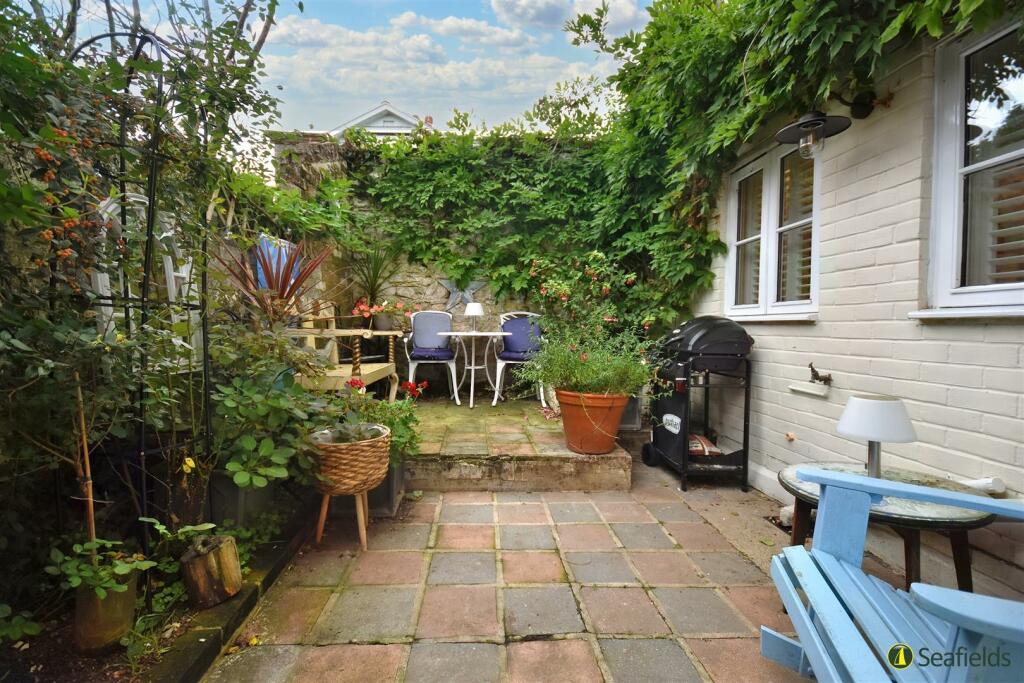 Garden..jpg